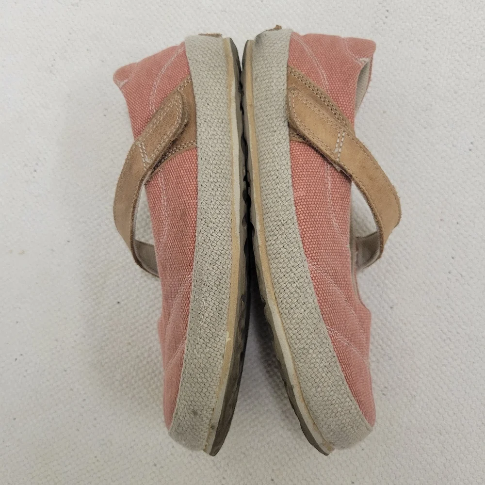 Acorn Linen Mary Jane With Vibram Sole Leather Strap Closure Size 7
